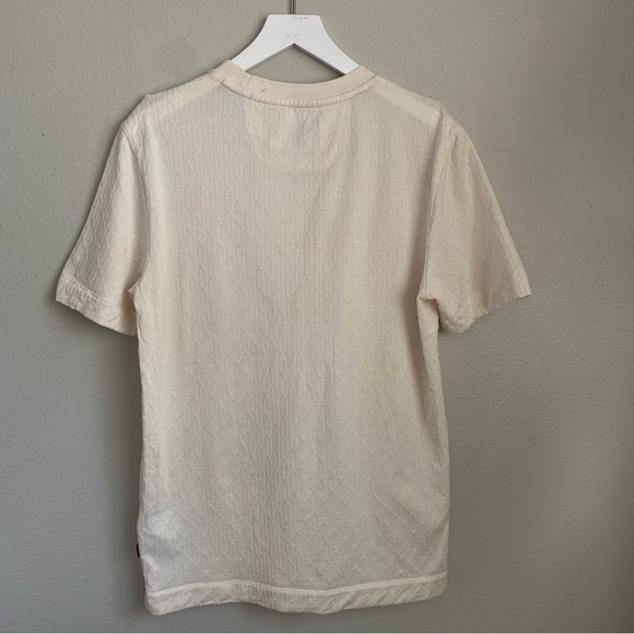 HUGO BOSS COTTON-SILK T-SHIRT WITH A SIGNATURE QUILTED EFFECT Size MEDIUM - Picture 10 of 16